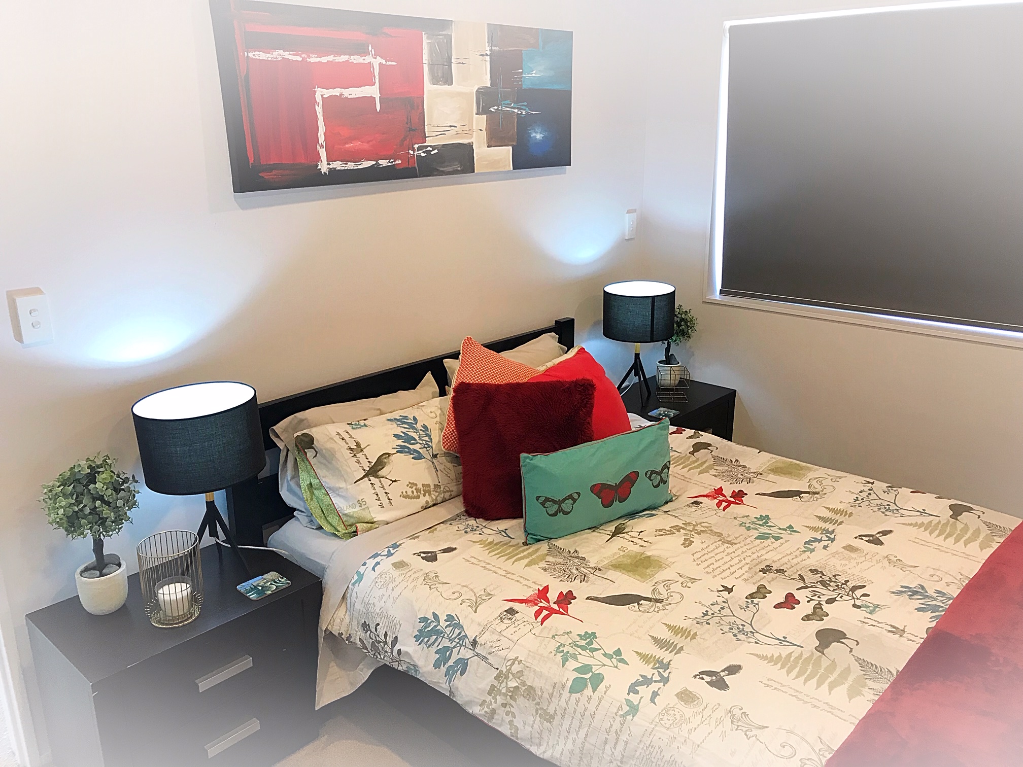 Deluxe Bedroom 1 Flatbush Holiday Accommodation