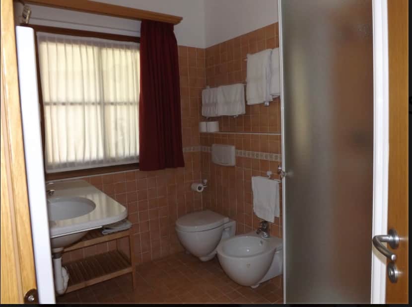 Image picker F7C920AF 10F1 4E68 808D 0339E5E6AC8E 1736 0000008FA6C030AA