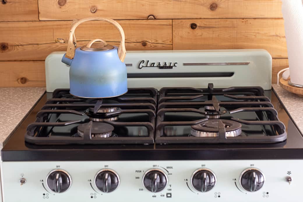 "Retro" Style Gas Range