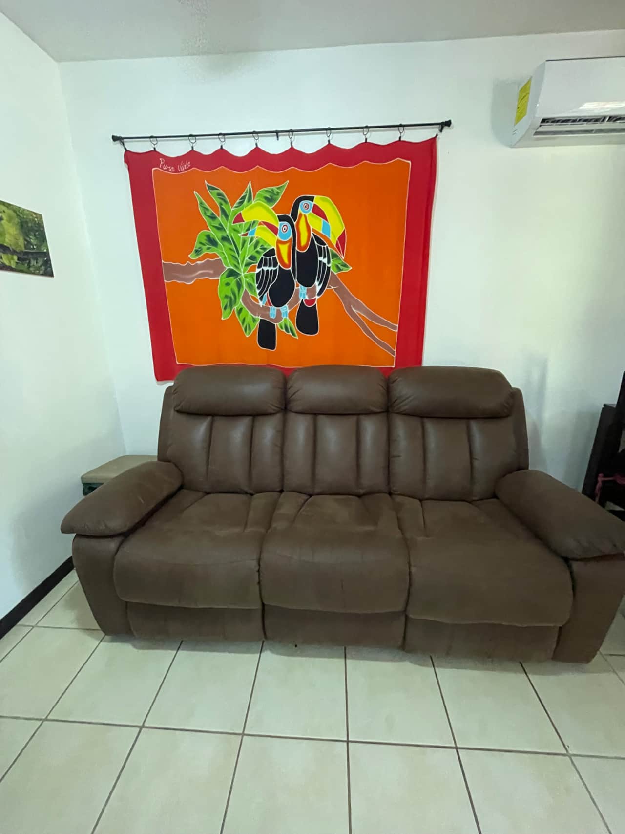 Reclining sofa