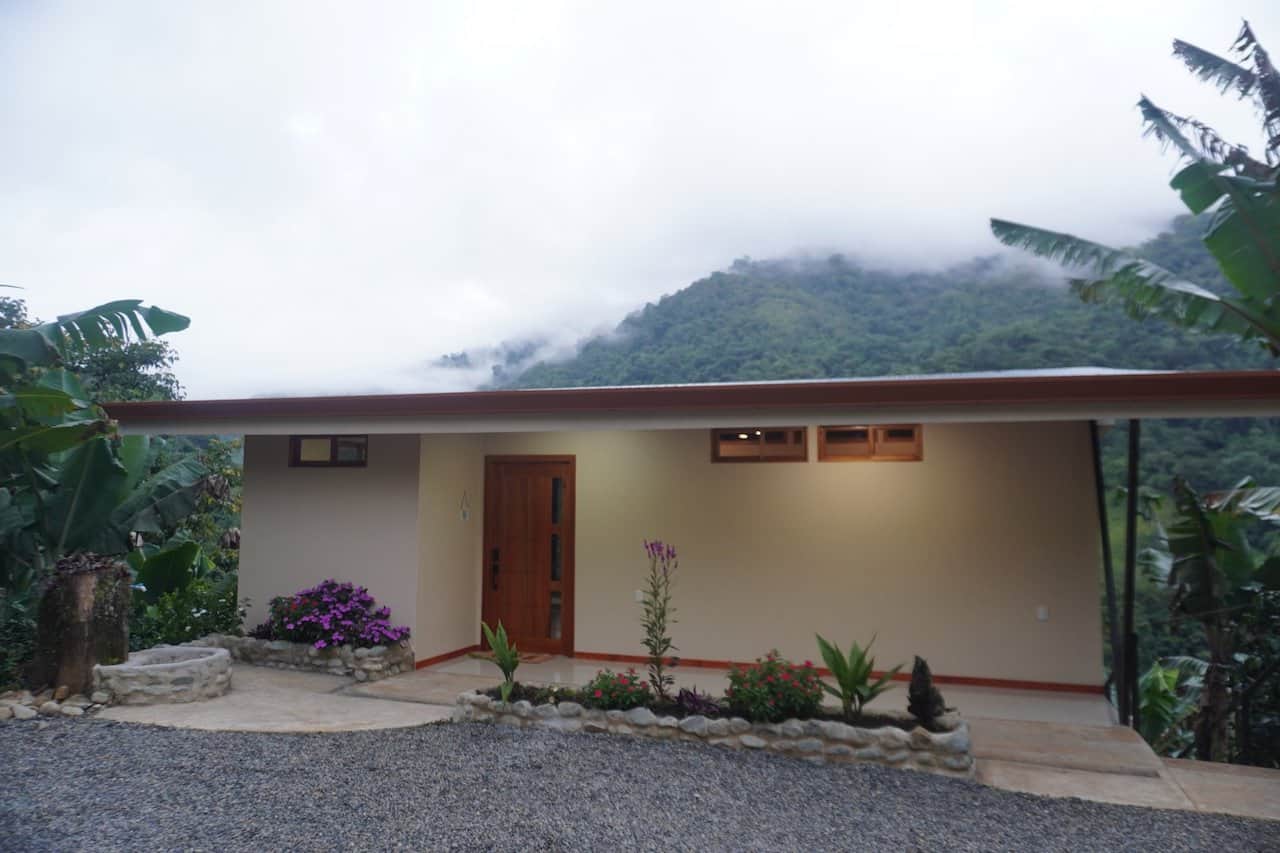 Casita La Tangara Frente