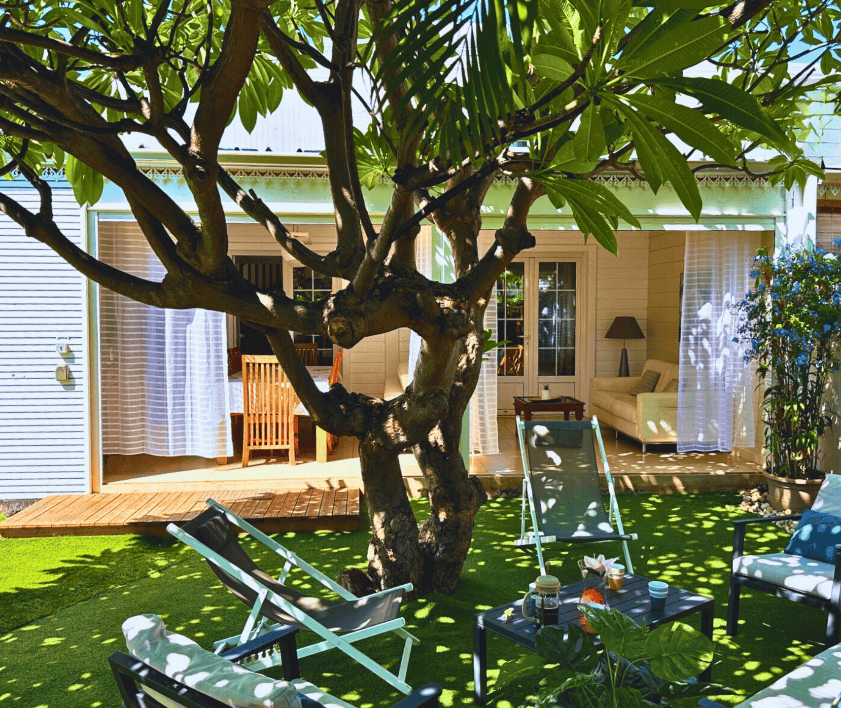 Location saisonnière jacuzzi privatif Saint Gilles les Bains 974 ile de la Réunion