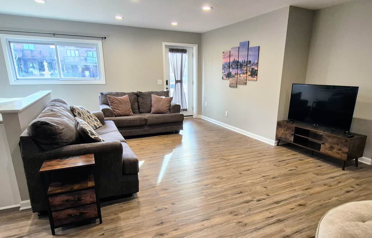 Living Room with 50" TV