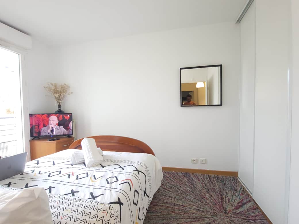 The host was very nice and welcoming. It was a really nice and pleasing stay. (Guest: Maximiliano) The host was very nice and welcoming. It was a really nice and pleasing stay. (Guest: Maximiliano)