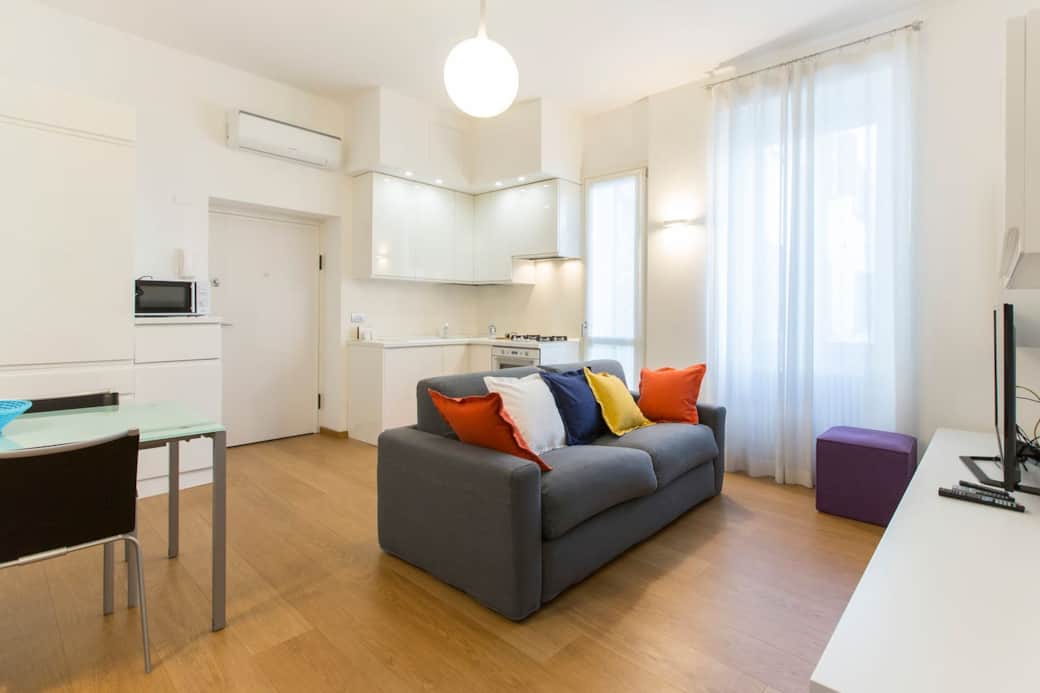 Divano letto a due piazze. Sofabed with doublebed for two person