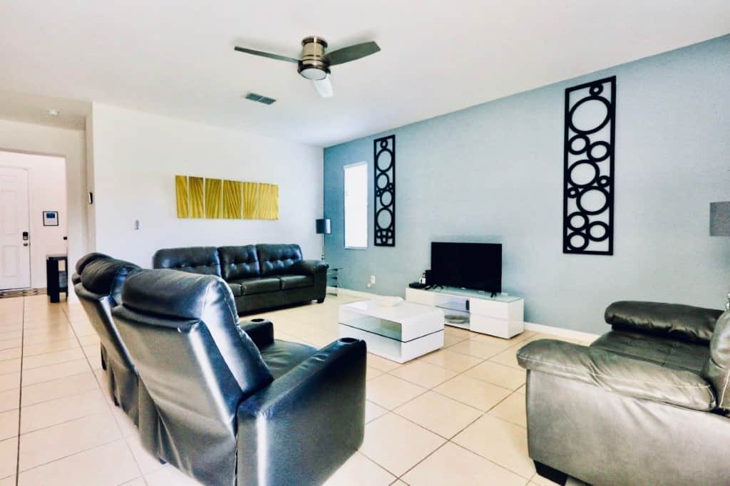 Plenty of seating and space in the living area