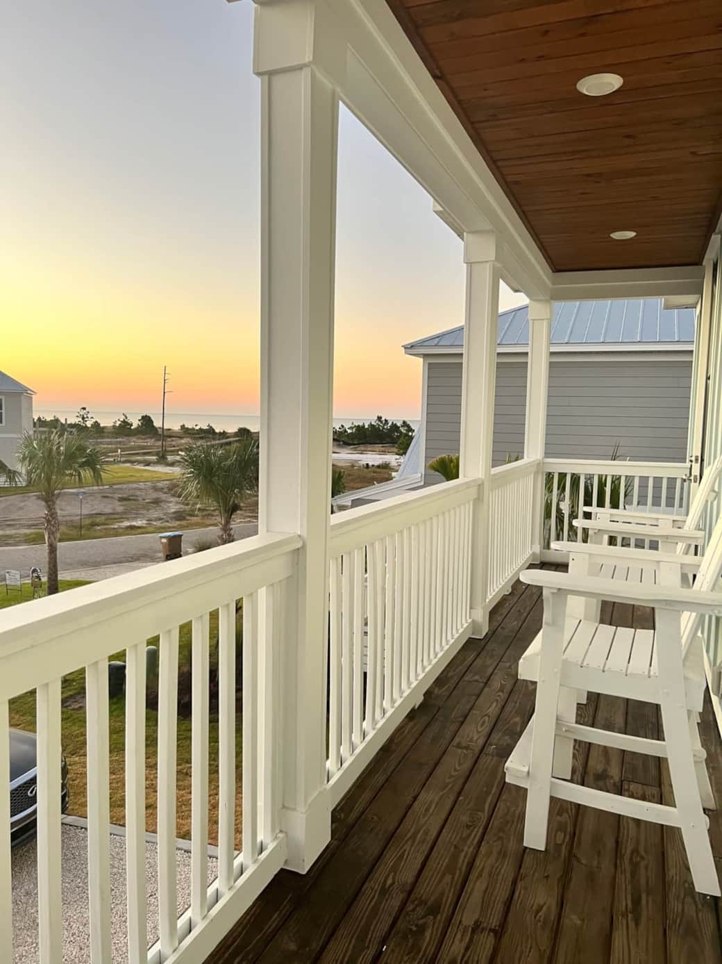 Sip your fav drink from the veranda and enjoy the beautiful sunrise over the gulf...