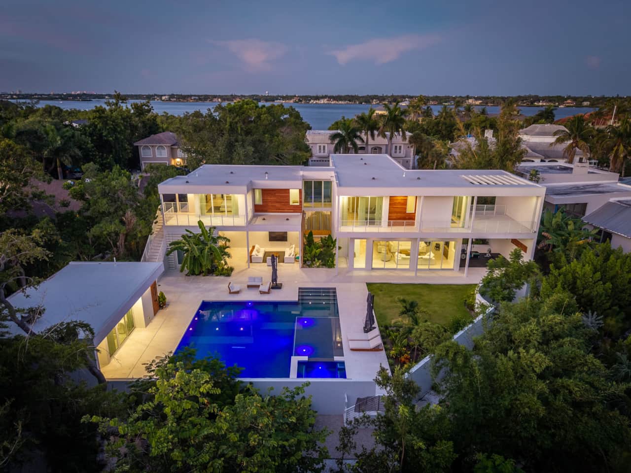 Casa Tropicana Siesta Key Luxury Home Backyard