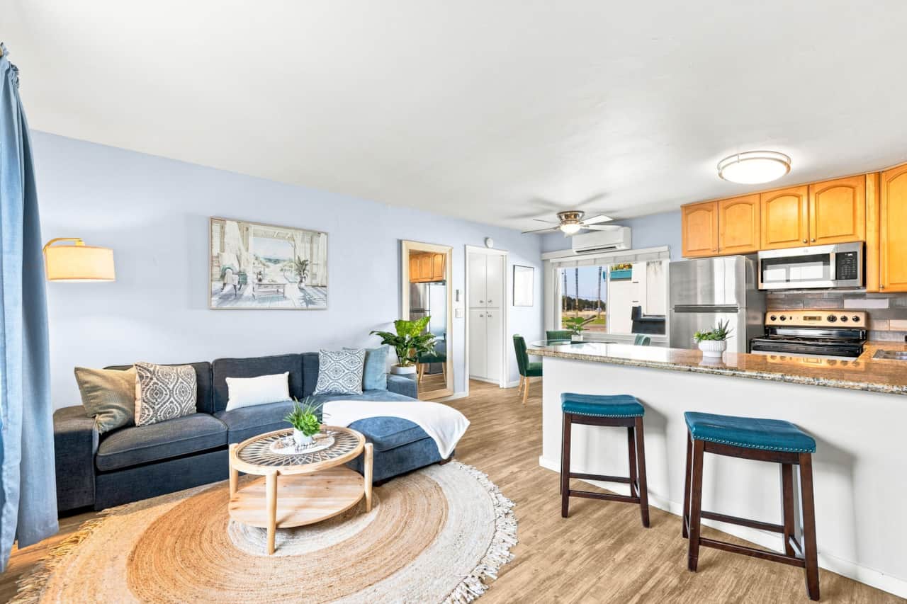 Spacious Open Concern Living