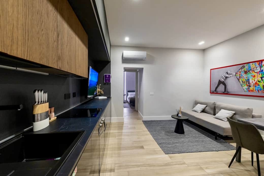 Kitchen, Living Area and Hallway Overview