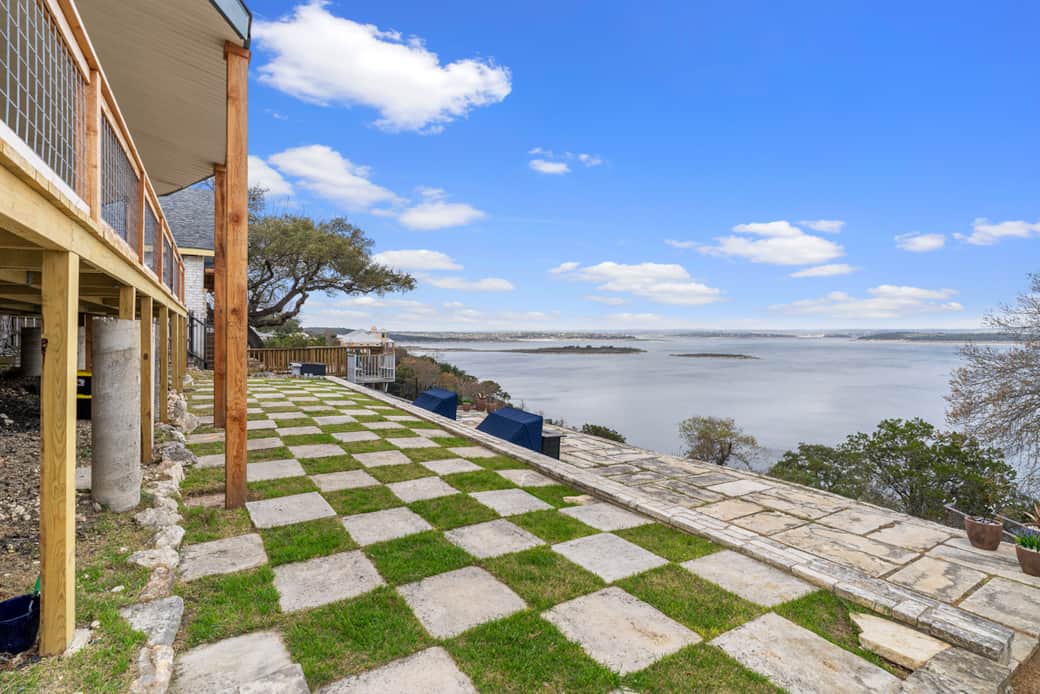 One-of-a-Kind Canyon Lake Getaway