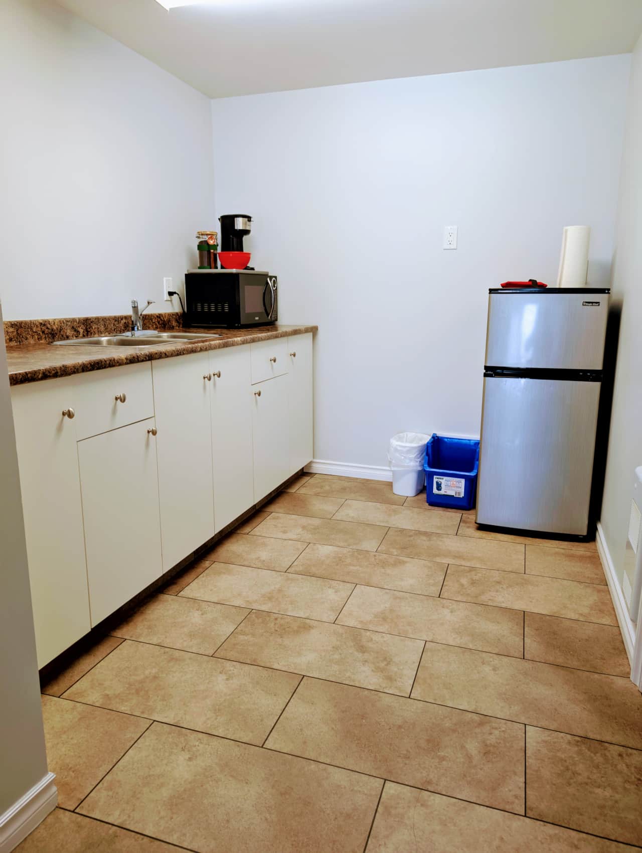Kitchenette - Sitka Suite #5 | Serviced Apartment