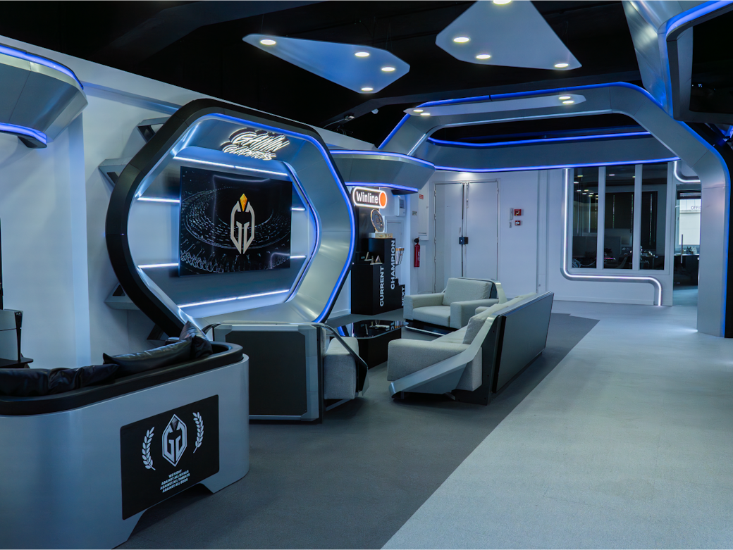 Main Lounge Main Lounge