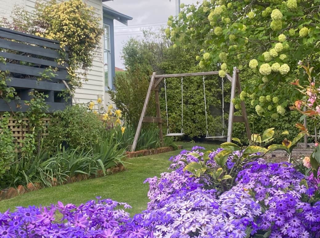 The garden is enclosed, with a swing set and games room. There is also a great kids park 100m away.