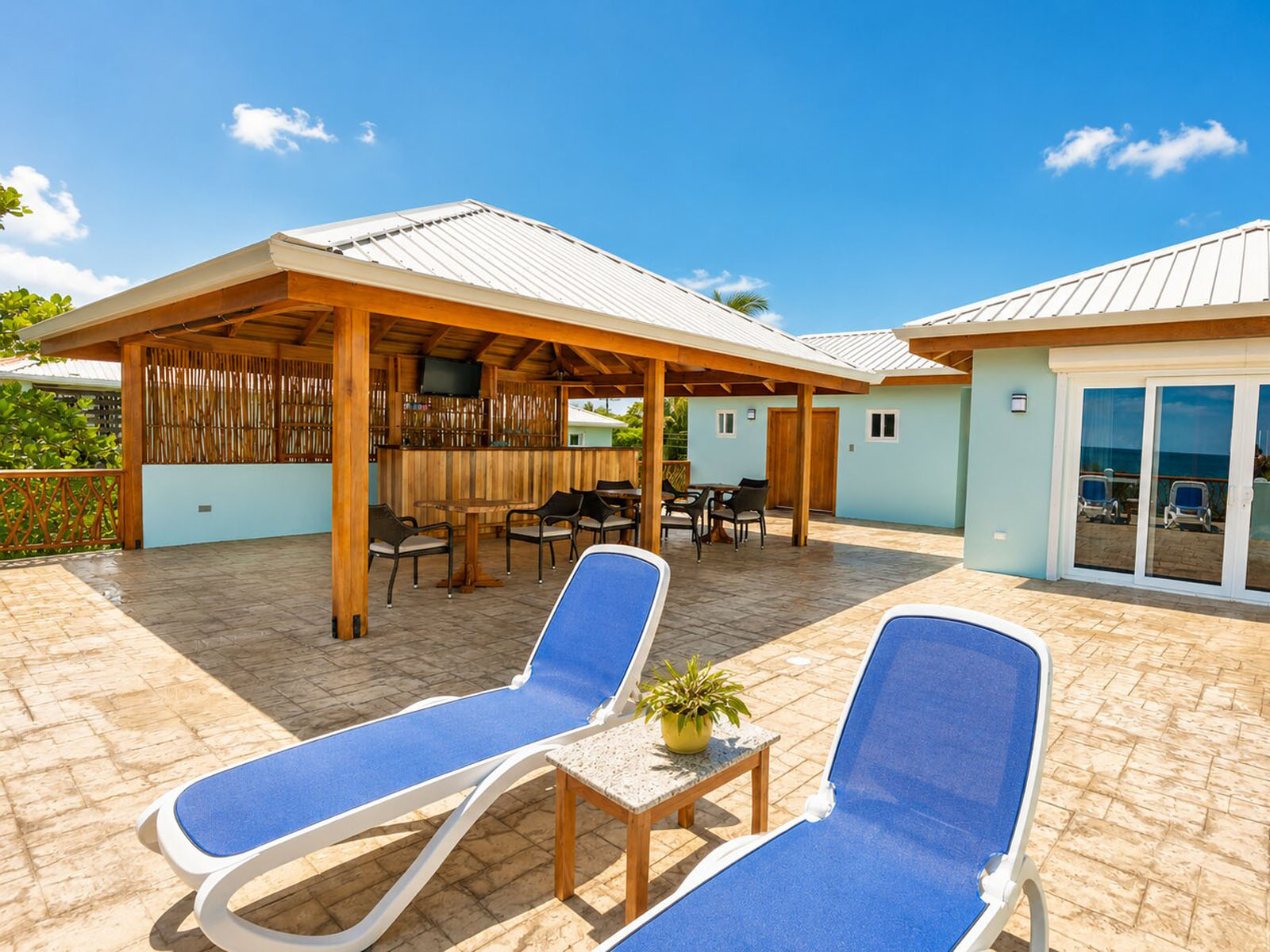 Sun Deck Photo 1
