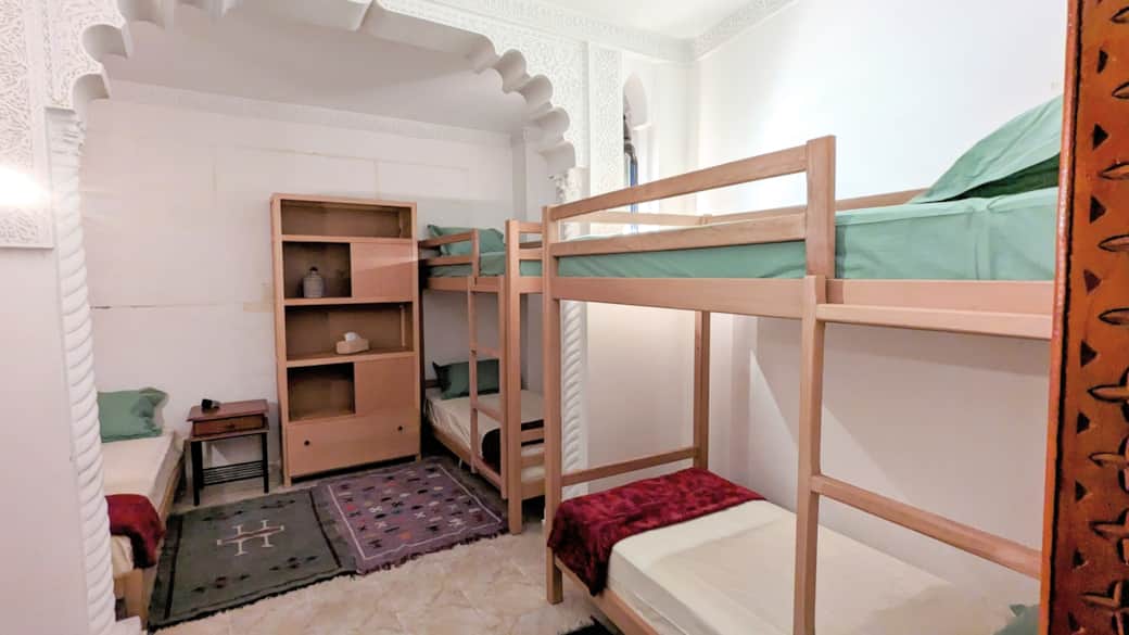 Chambre 3 (1 lit simple et 2 lits superposés 90x190cm : 5 couchages)