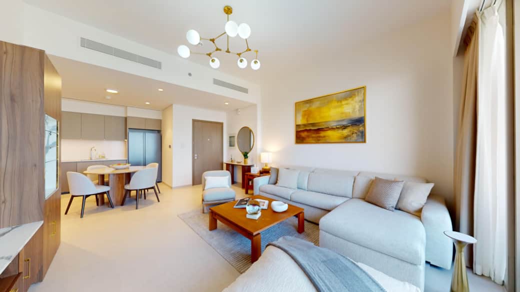 PILLOW-Grande-Downtown--Living-Room 2
