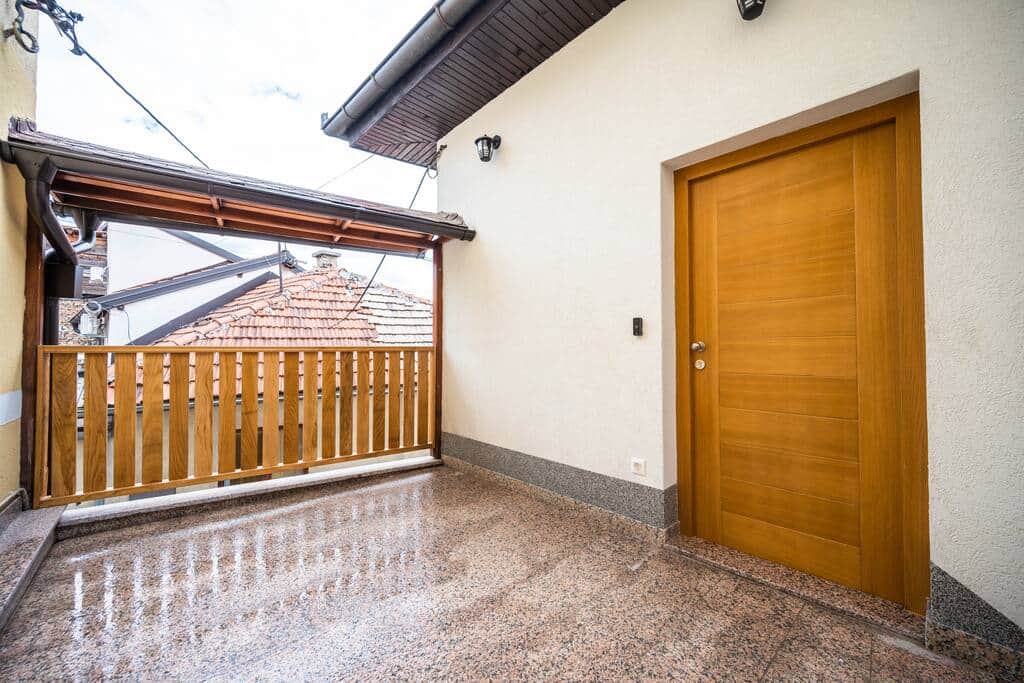 Terrace in front of Apartment