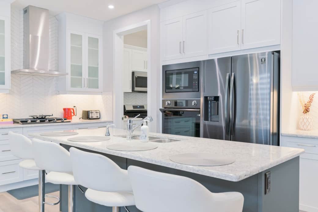 This state of the art kitchen comes with brand new top of the line Samsung appliances. This space also comes fully stocked with everything you could need in the kitchen during your stay. This state of the art kitchen comes with brand new top of the line Samsung appliances. This space also comes fully stocked with everything you could need in the kitchen during your stay.