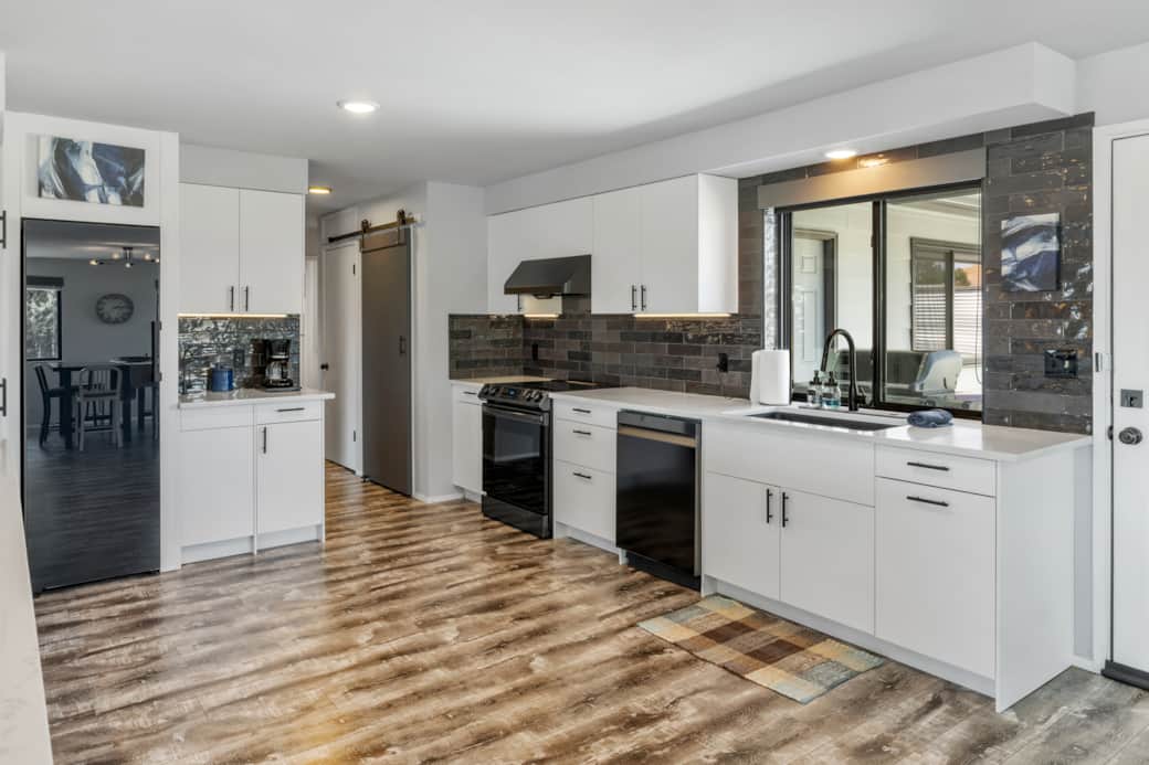 KITCHEN SPACE