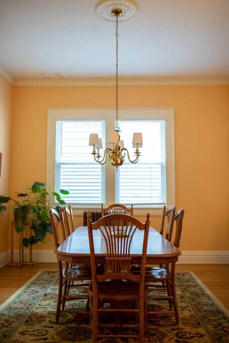Dining Room
Dining Room