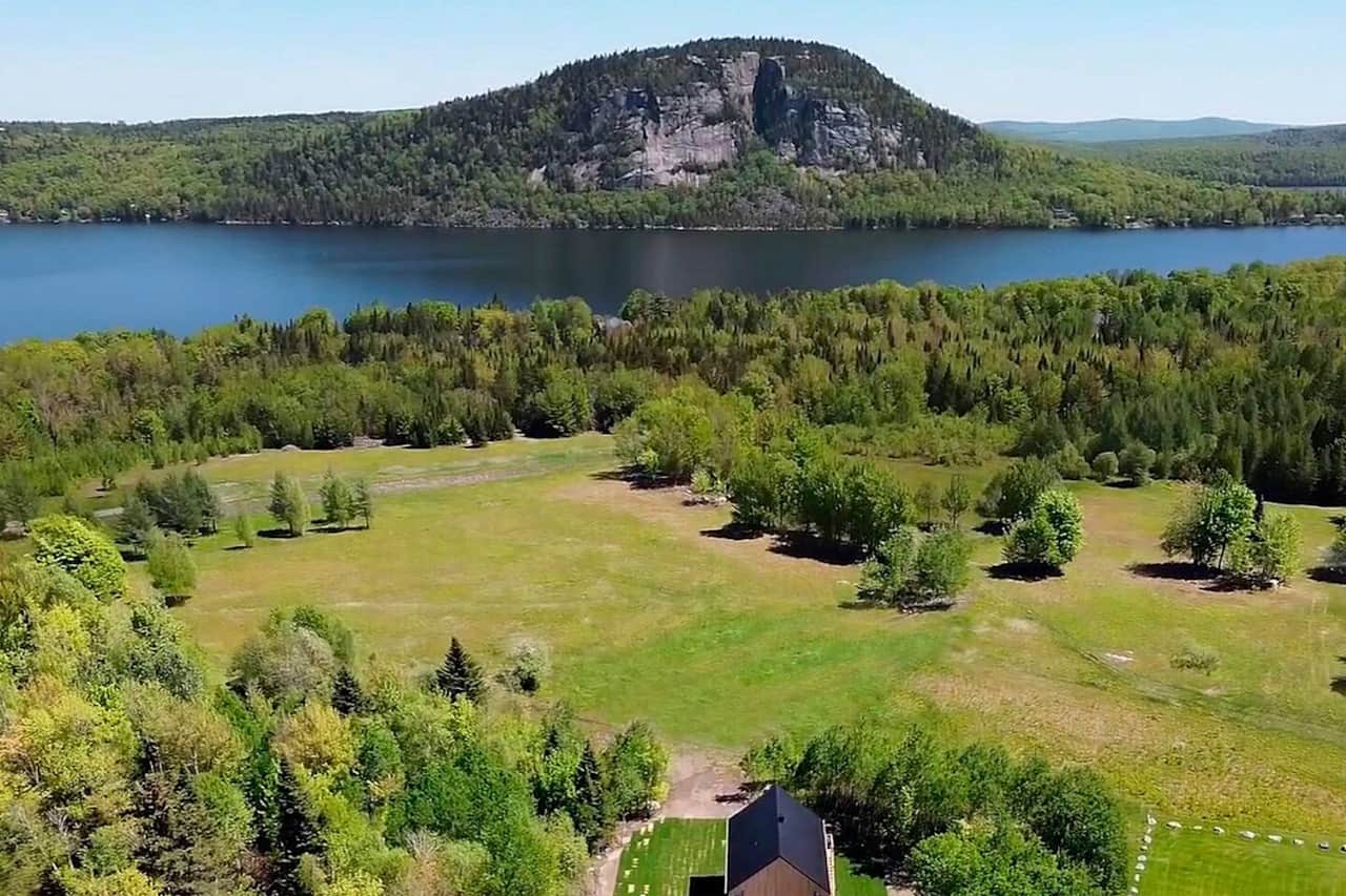 Vue des environs et du Mont Pinacle