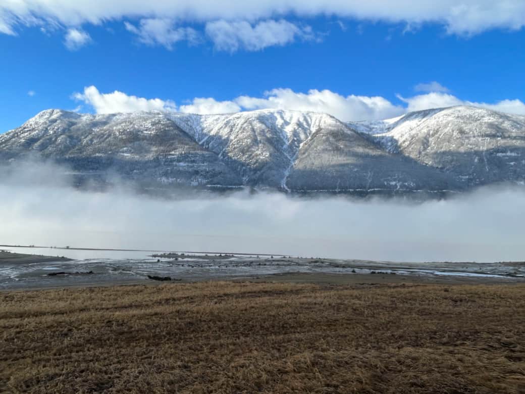 "Mountains: because cityscapes are overrated."