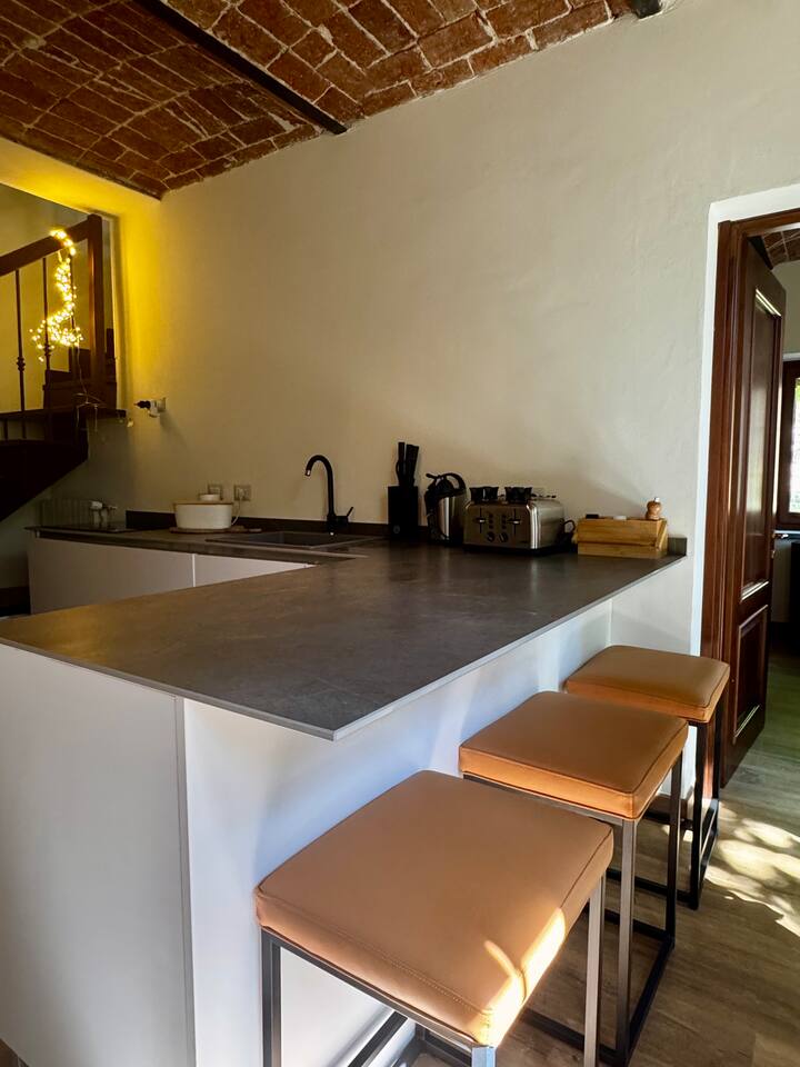 Independent Home with Private Courtyard – Monferrato