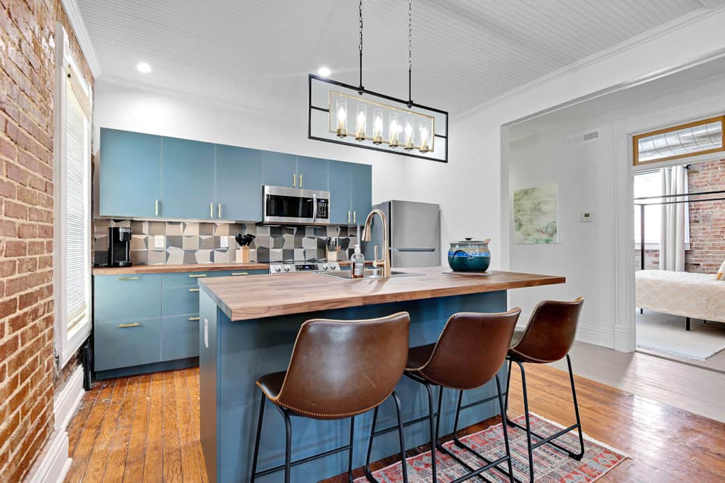 Fully equipped kitchen