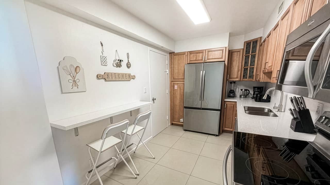 Fully equipped kitchen