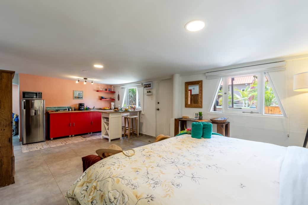 full Casita, bed, kitchen 