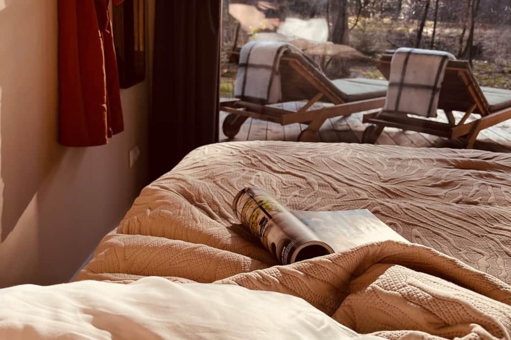 Quiet bedroom facing the forest