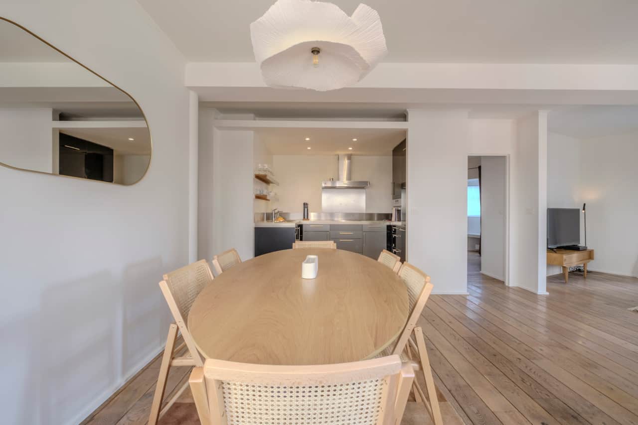 Dining area / kitchen