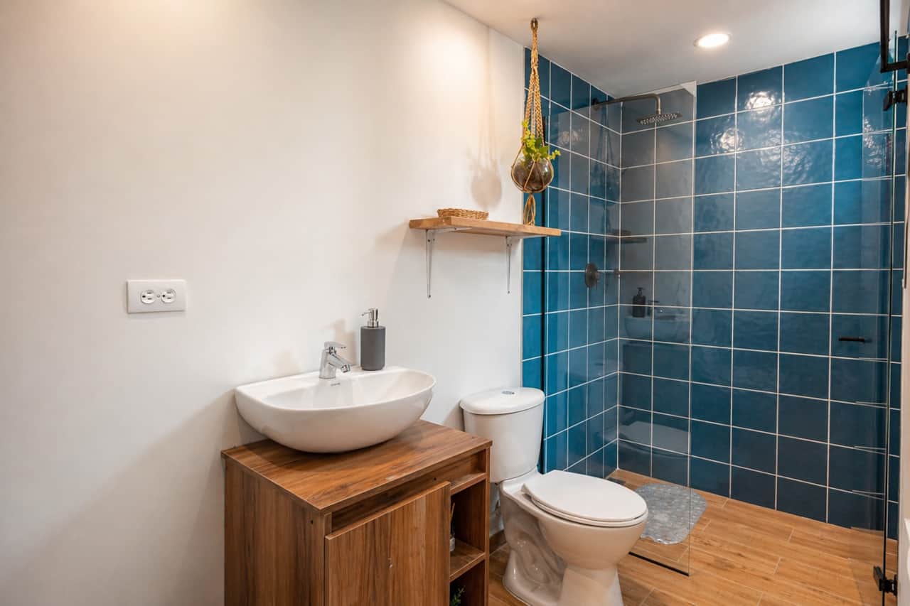Alojamiento en Medellín con baño privado