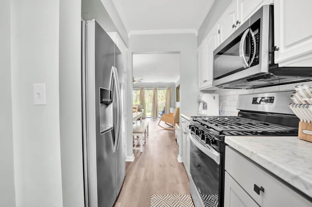 Kitchen - New Appliances - Gas Range - Toaster