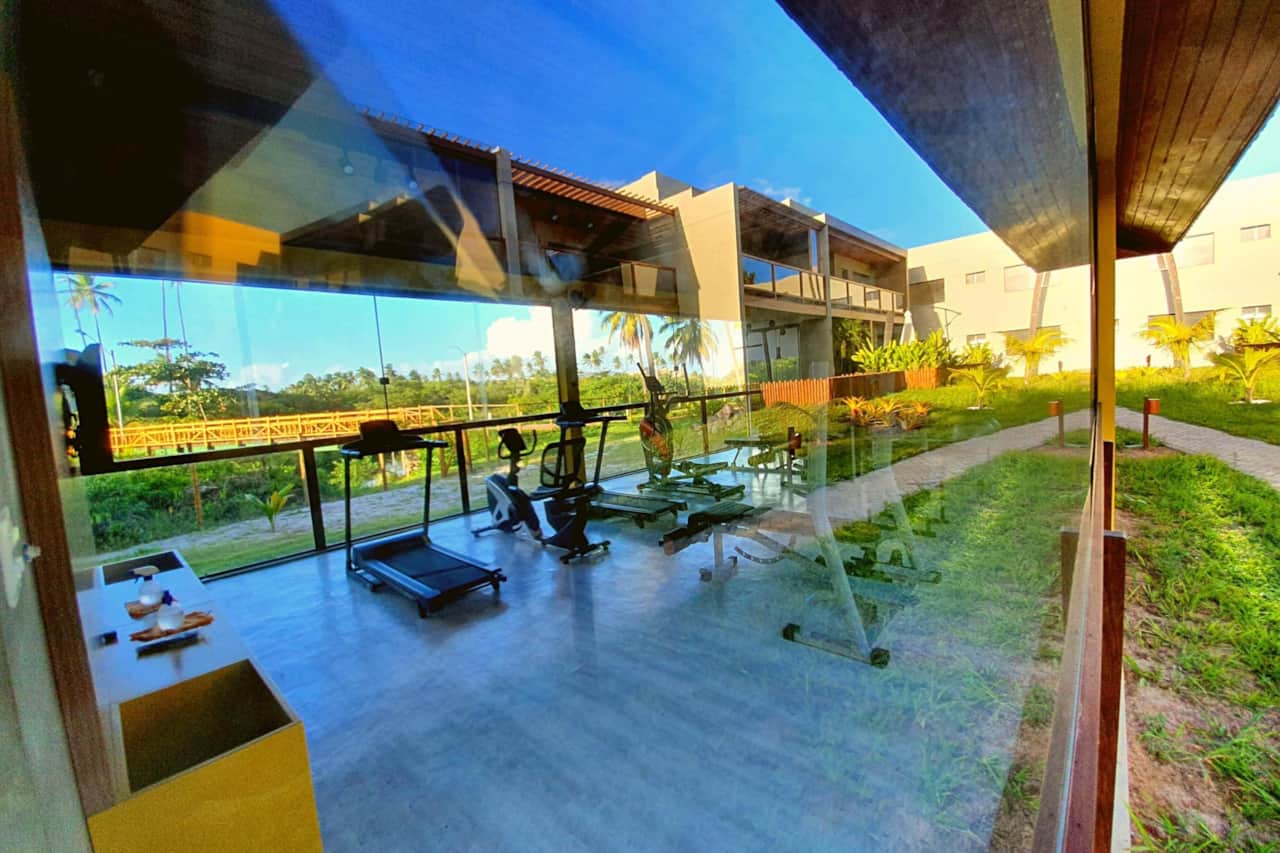 Casa Amarela - academia bem equipada