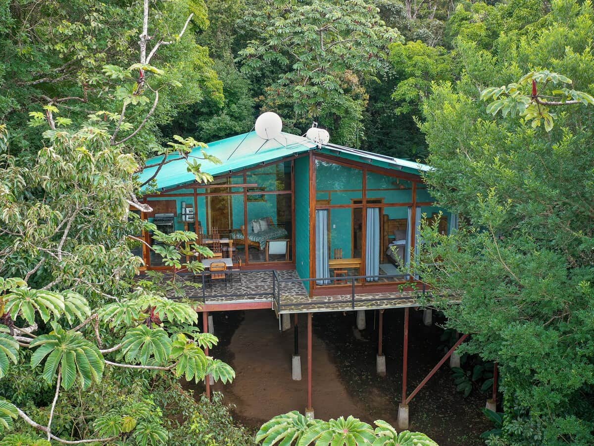 Charming house front surrounded by nature. Peaceful retreat for relaxation & unforgettable memories.