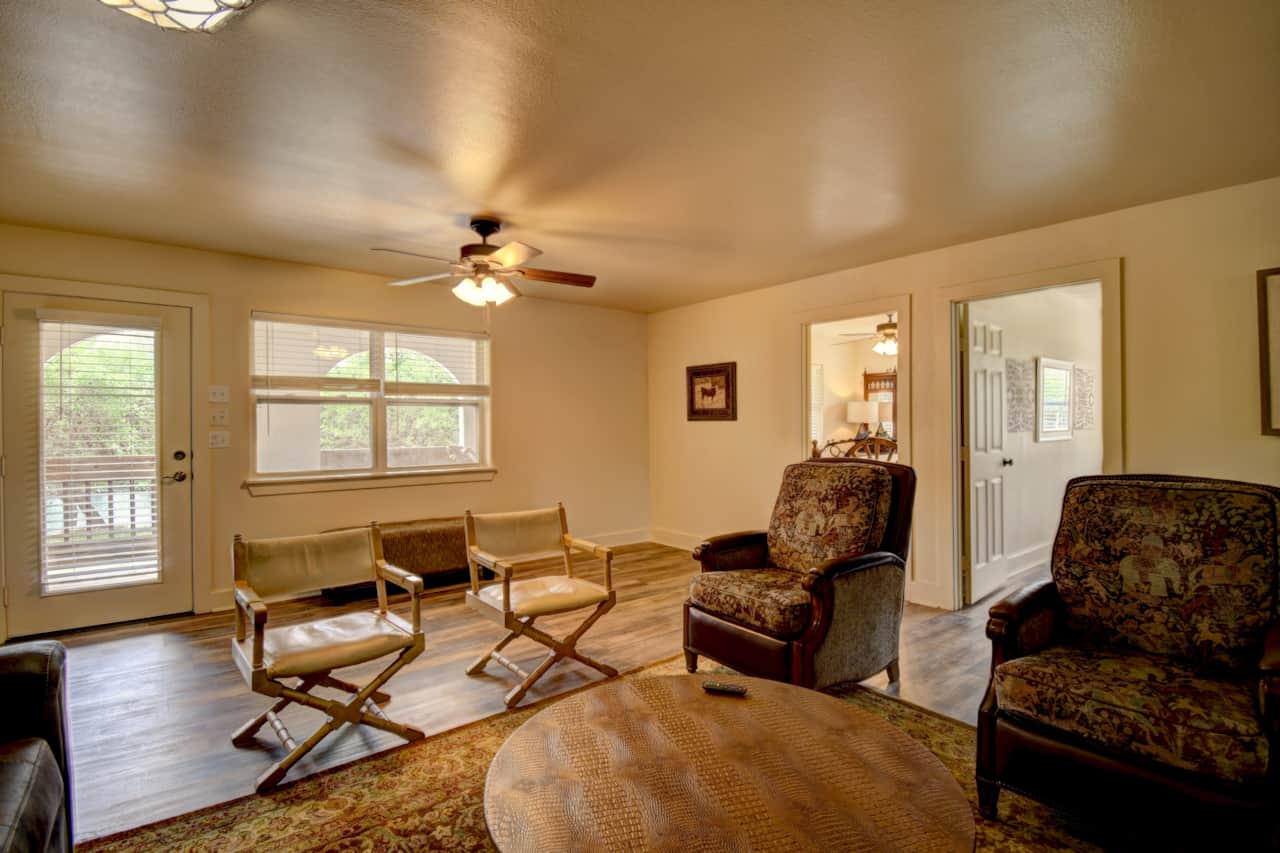 Riverview Lower - Living Room