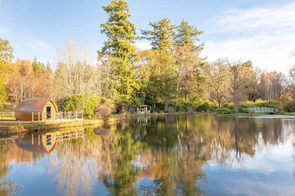 The Fox Den - situated lakeside The Fox Den - situated lakeside