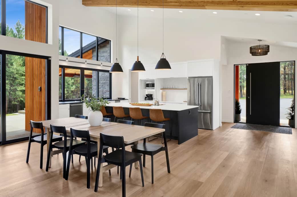 Kitchen/Dining