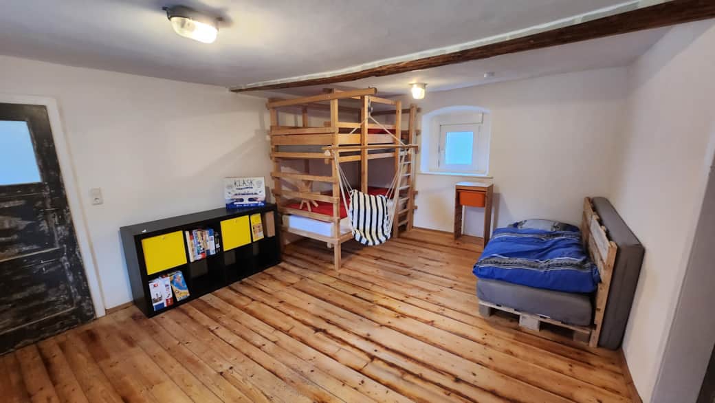 Kinderzimmer 1-2