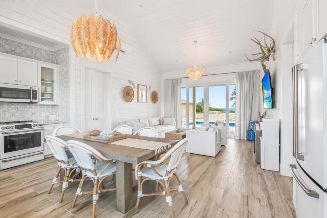 La Dolce Vita Cottage - Exuma Vacation Rental