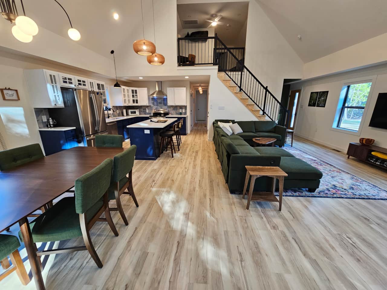 Open concept living, dining and kitchen on the main level.