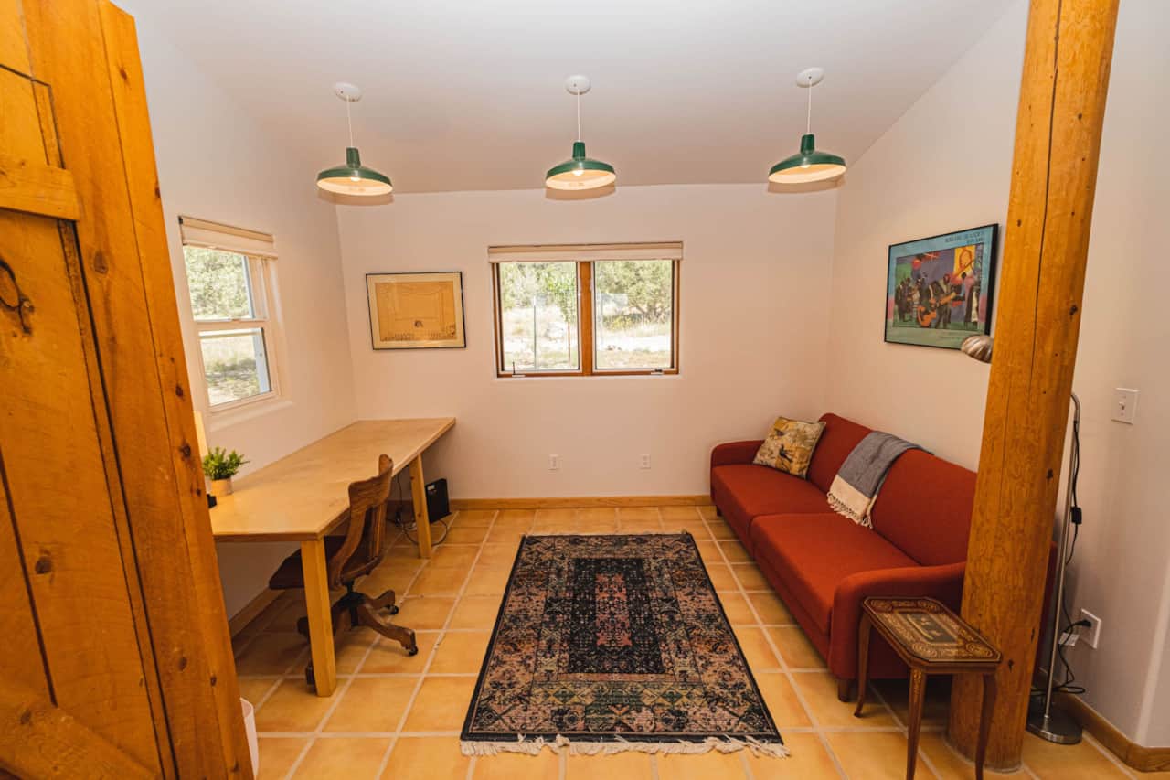 Main House : Office with Fold Out Couch