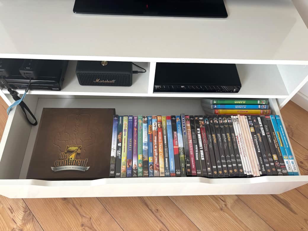 Wohnzimmer DVDs