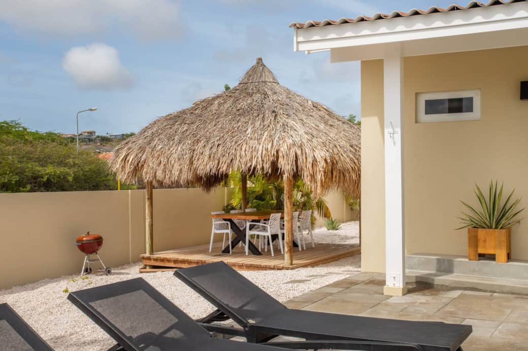 De Vos Apartments Villa Damasco |Buitentafel| in Jan Thiel De Vos Apartments Villa Damasco |Buitentafel| in Jan Thiel