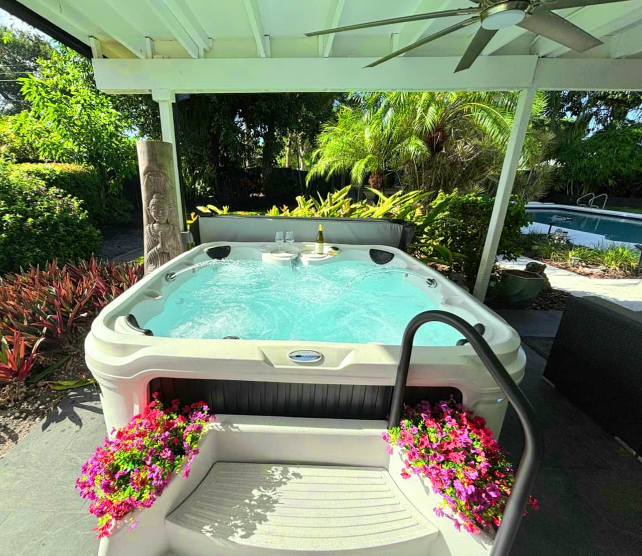 Hot tub - Luxury 6 person 