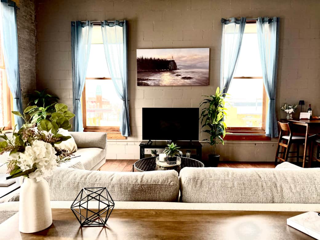 Lofts 211 lr