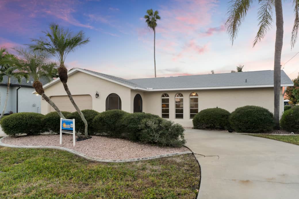 Seaside Villa Mango Bay