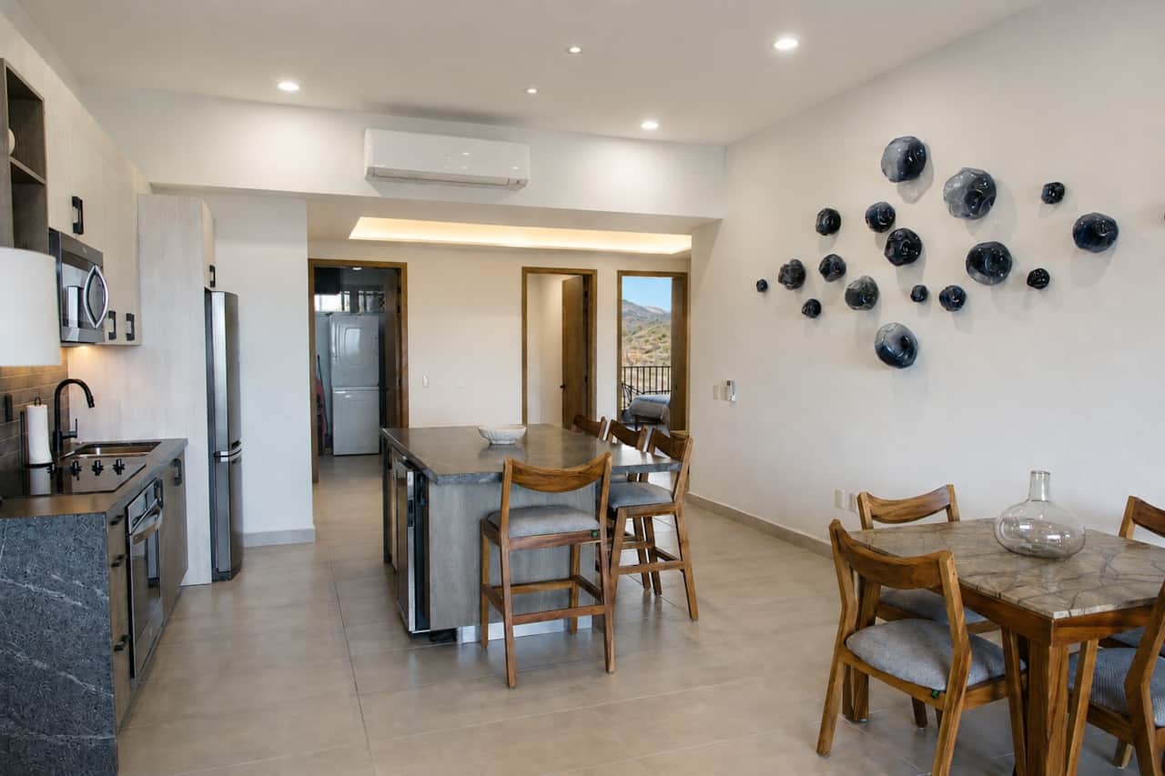 Island Bar Dining Area.jpg